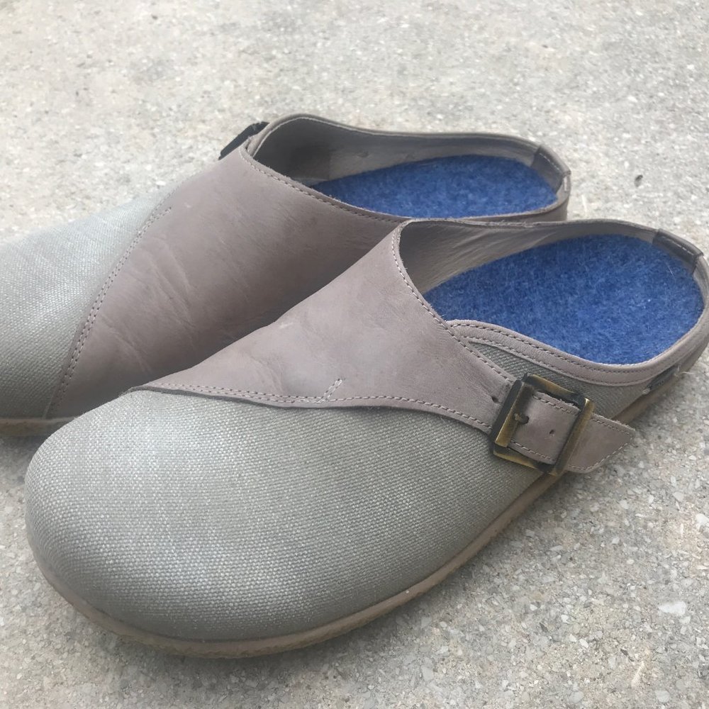 Giesswein Radler Taupe Mules, Unisex size 42 European, US Men's 9.5/Women's 11.5